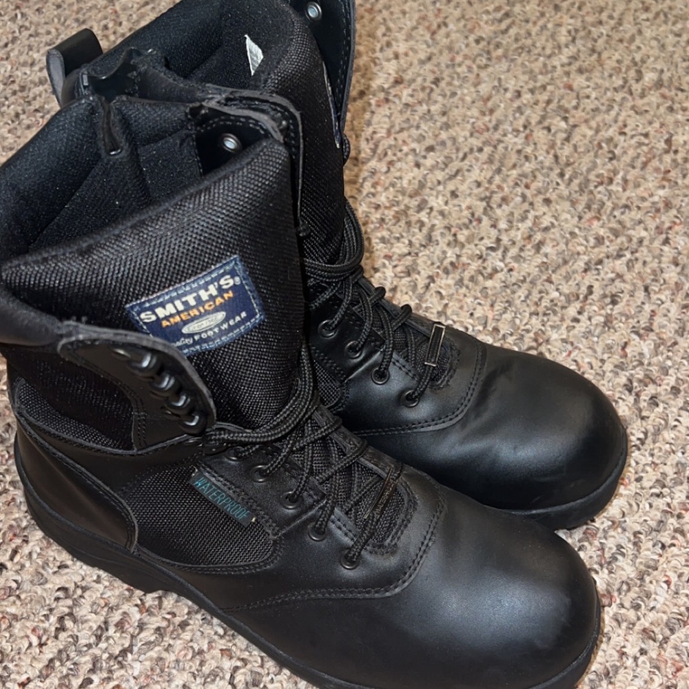 Smiths Winter high top boots